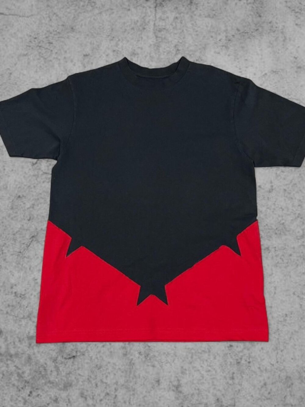 Black Red Color Block Dual Stitch T-Shirt, Size M | Y2K Alt Grunge Emo Punk SS